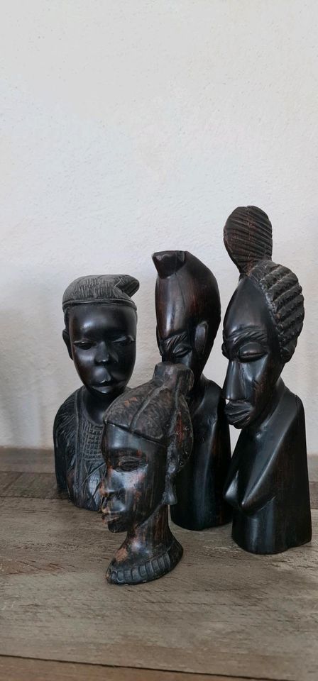 Aus Nachlass wunderschöne massiv Figuren/Skulpturen in Singen