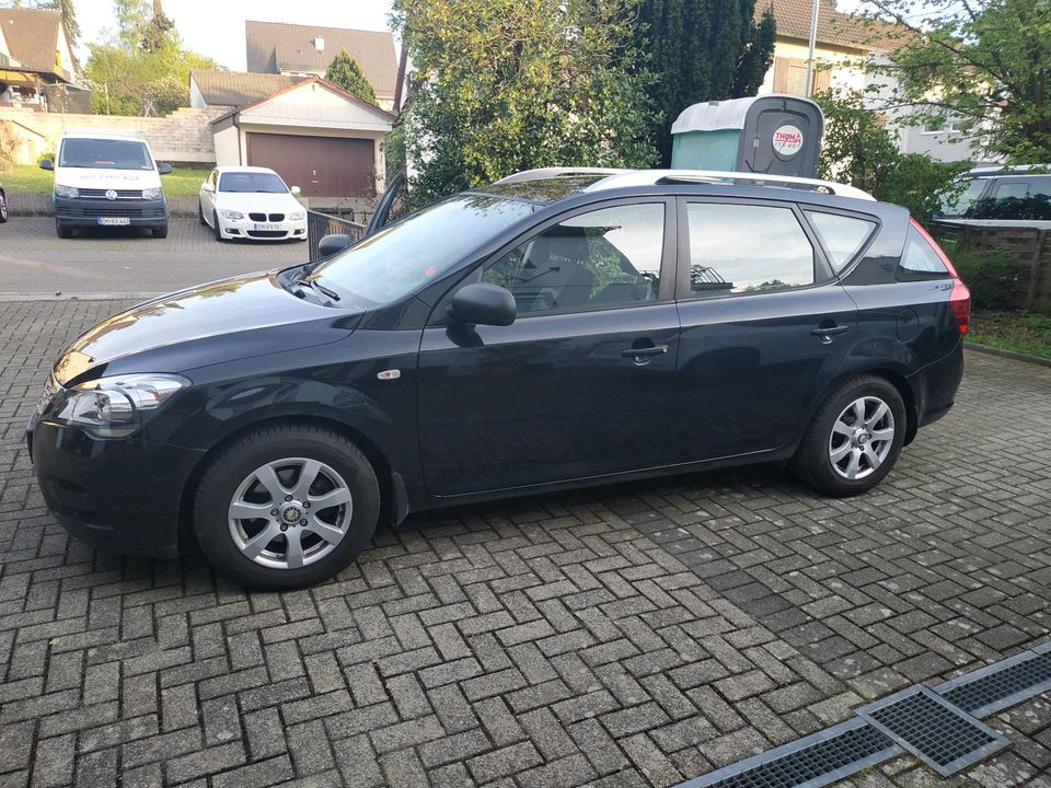 Kia ceed zu verkaufen in Emmendingen