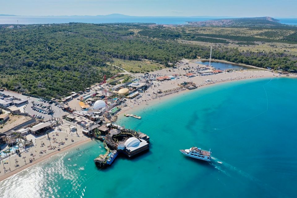 Langzeitmiete 1 Jahr Ferienwohnung in Novalja Kroatien mit Meerblick und Poolnutzung Erstbezug Neubau in Altdorf