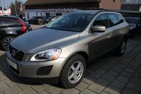 Volvo XC60 D3 AWD Aut. Momentum BiXenon Navigation Tem Sachsen - Chemnitz Vorschau