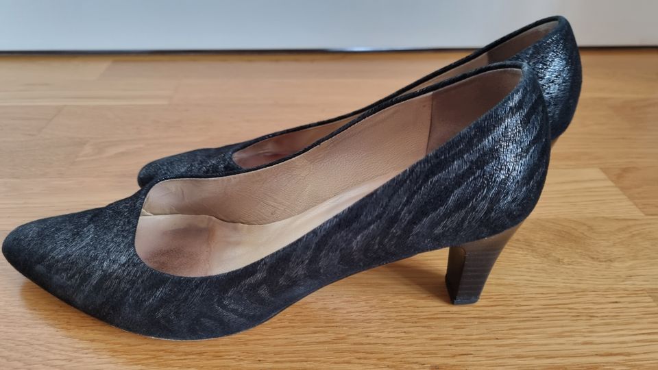 Damen Schuhe von Peter Kaiser schwarzer Pumps Größe 40 in München