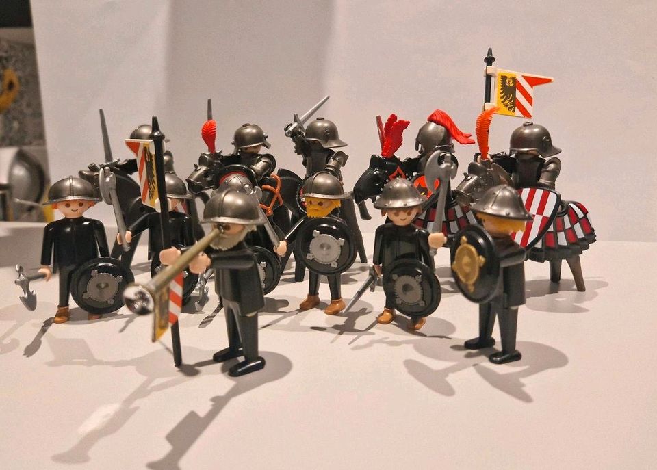 Playmobil Armee der Schwarzen Ritter in Garbsen