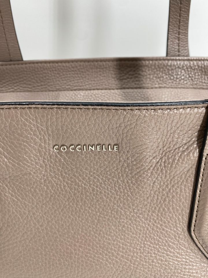 * COCCINELLE HANDTASCHE SHOPPER TASCHE LEDER GRAU in Berlin