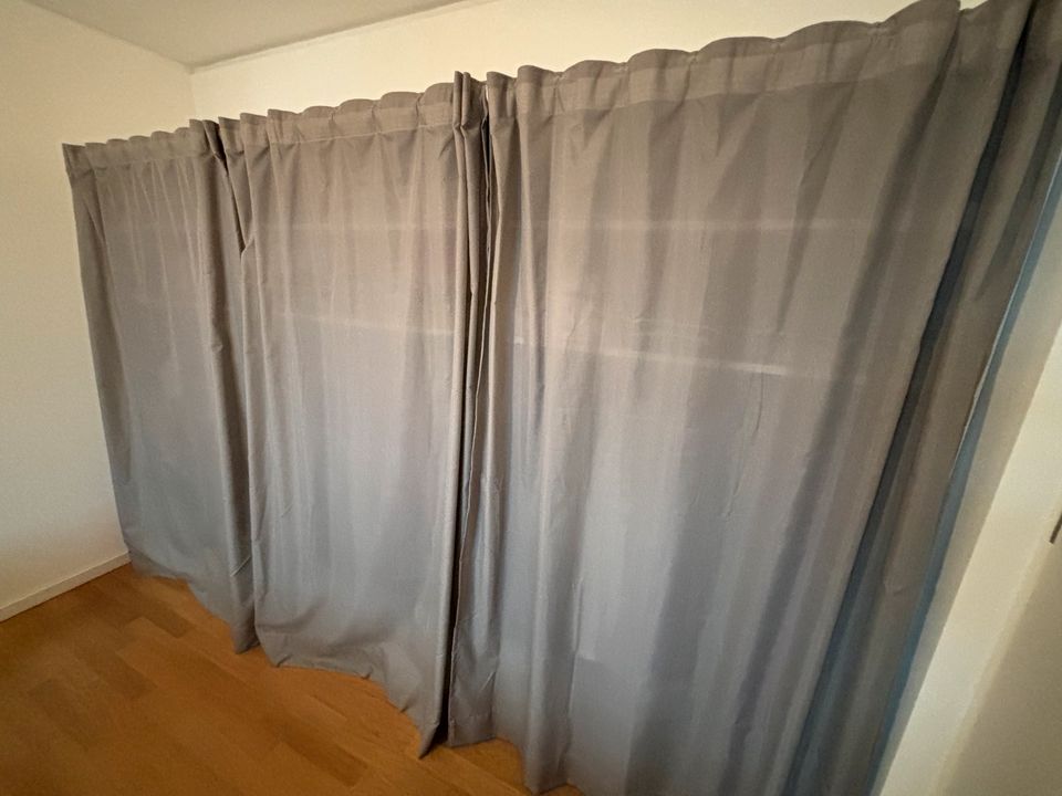 Vorhänge und Vorhangstange für IKEA PAX Kleiderschrank 3m in Hamburg