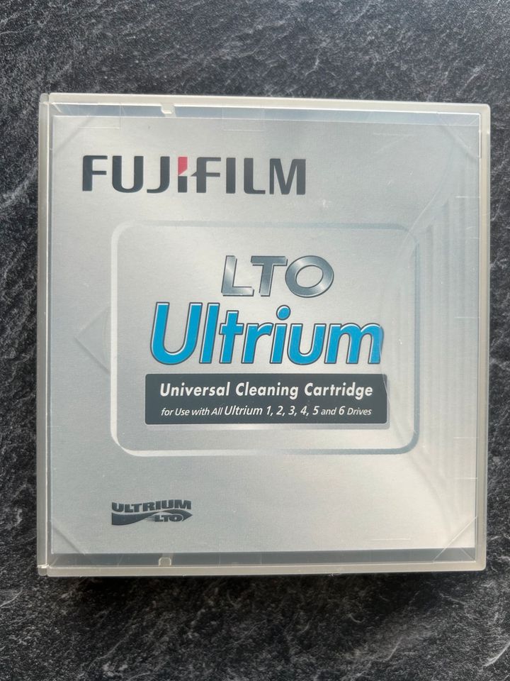 Quantum LTO Ultrium Universal Cleaning Cartridge in Hamburg