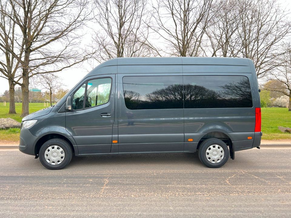 #11M Mercedes Sprinter 9-Sitzer XL Kleinbus mieten ab 179 € in Köln