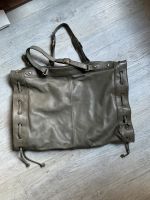 JOOP! JEANS Ledertasche Echtleder grau Tasche TOP Hessen - Wiesbaden Vorschau