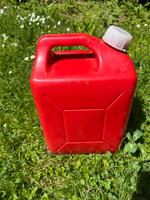 Wasserkanister aus Plaste aus DDR Zeiten Thüringen - Zeulenroda Vorschau