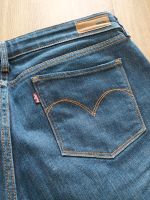 LEVI's Jeanshose Damen Größe 31 extra lang dunkelblau wie NEU Hessen - Großenlüder Vorschau