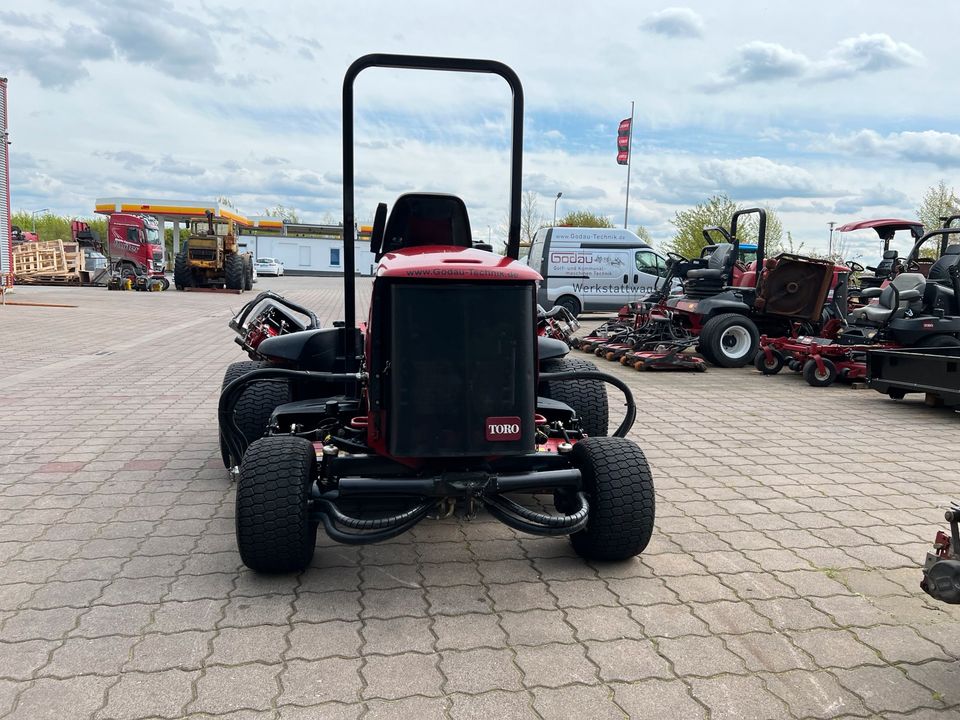 Toro Reelmaster 5410 Spindelmäher Rasenmäher Fairwaymäher in Geschendorf