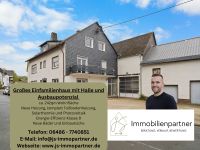 Saniertes & großes Einfamilienhaus mit Halle und Ausbaupotenzial Rheinland-Pfalz - Kördorf Vorschau