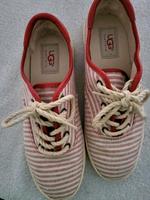 Sneaker von "UGG" geringelt 38 Bayern - Schwabach Vorschau