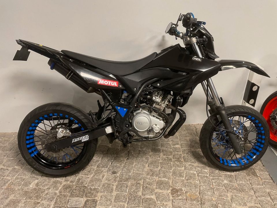 Yamaha WR 125 X in Malchin