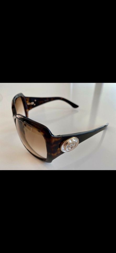 Gucci Vintage Sonnenbrille in Pullach