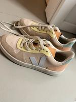 Veja Sneaker Damen Kr. München - Ismaning Vorschau