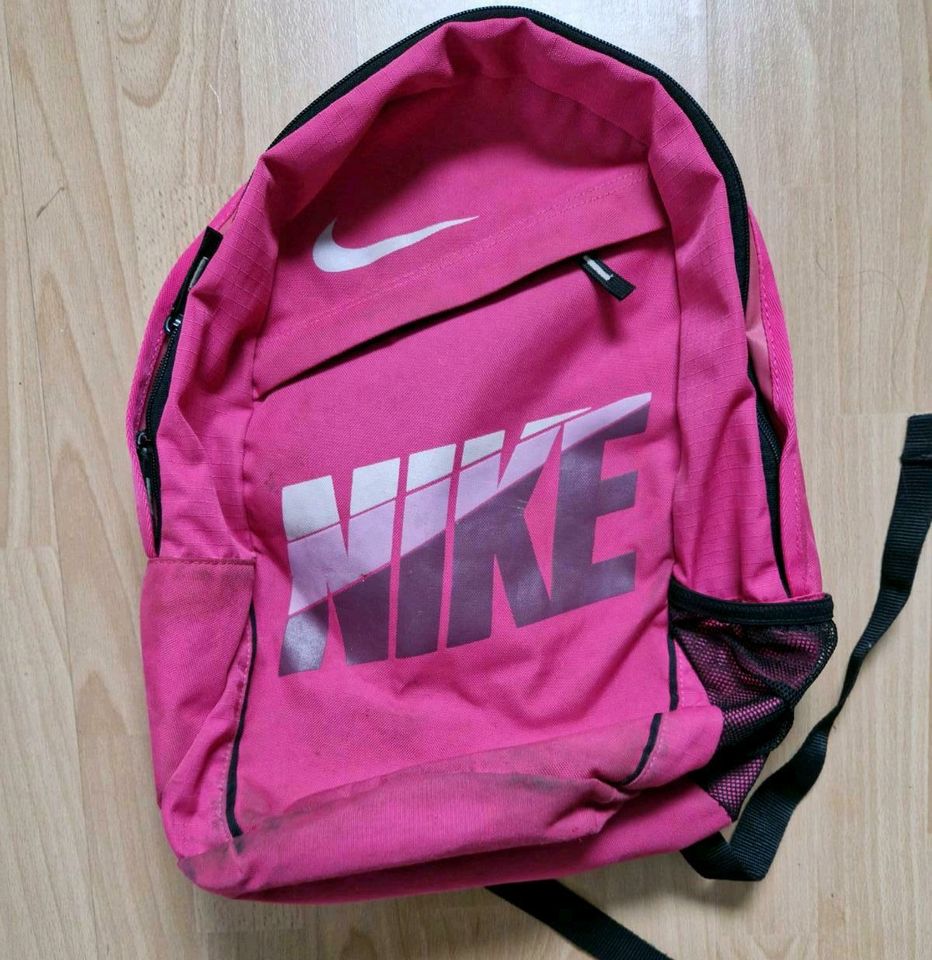 Nike Rucksack in Hann. Münden