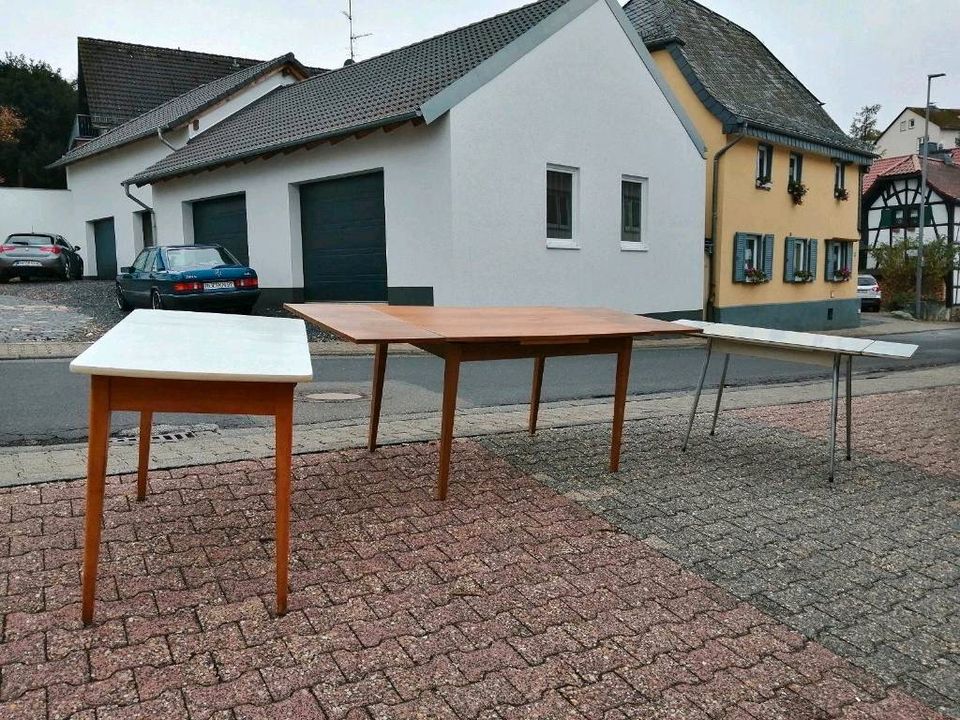 Vintage 60er 70er Küchentisch Eßtisch Tisch in Taunusstein