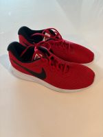 Nike Rote Sneaker Sport Schuhe Neuhausen-Nymphenburg - Neuhausen Vorschau