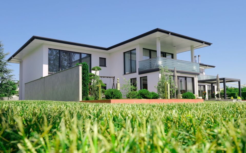 Luxuriöse, moderne Villa auf 6905 m² Grundstücksfläche in Vöhringen