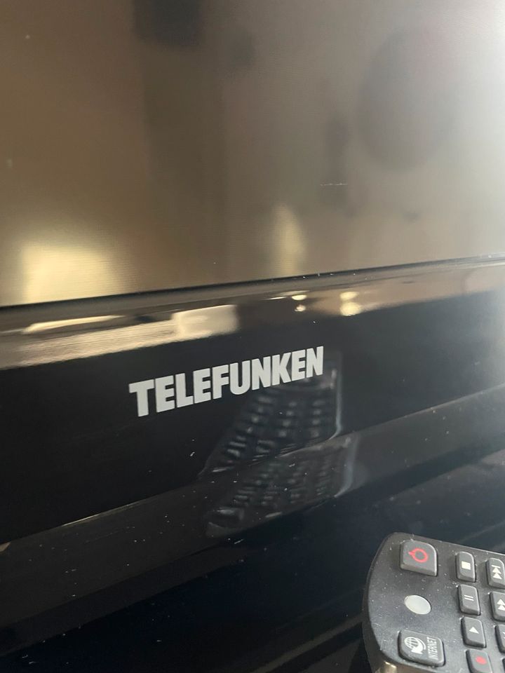 Fernseher LCD TV Telefunken schwarz in Köln