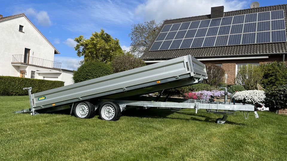 Unsinn Maschinentransporter UM4224-35-13 Anhänger 3500 kg Kipper in Blankenheim