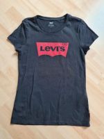 T-Shirt von Levis grösse S kaum getragen Bayern - Landsberg (Lech) Vorschau