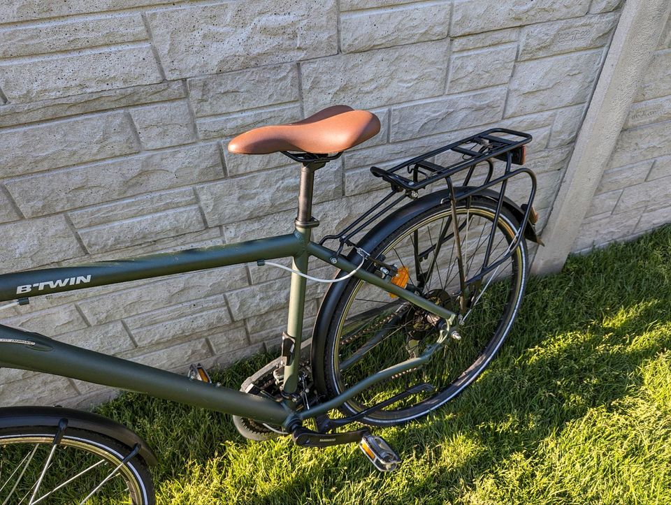 Fahrrad Btwin Hoprider 500 Treckingrad in Pforzheim