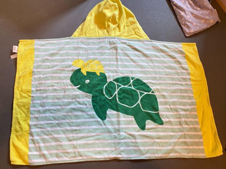 Handtuch mit Kapuzenhandtuch Jako-o Schildkröte in Vechelde