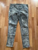 graue Jeans mit Nieten von Edc (Esprit), Gr. 44 Schleswig-Holstein - Norderstedt Vorschau
