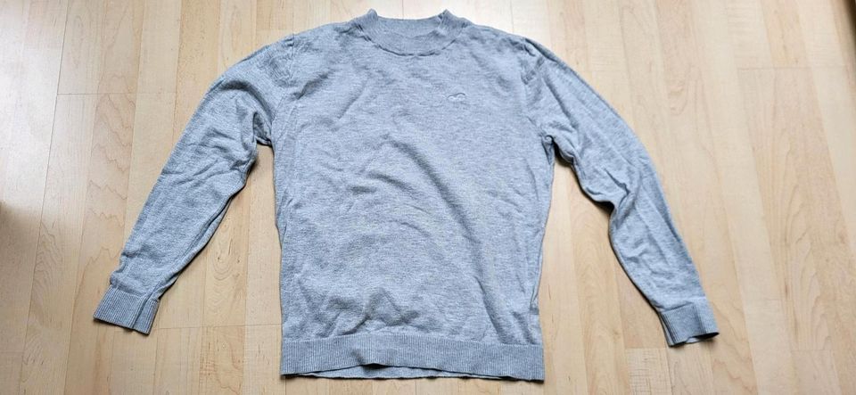 Leichter Hollister Pullover Gr. M in Leonberg