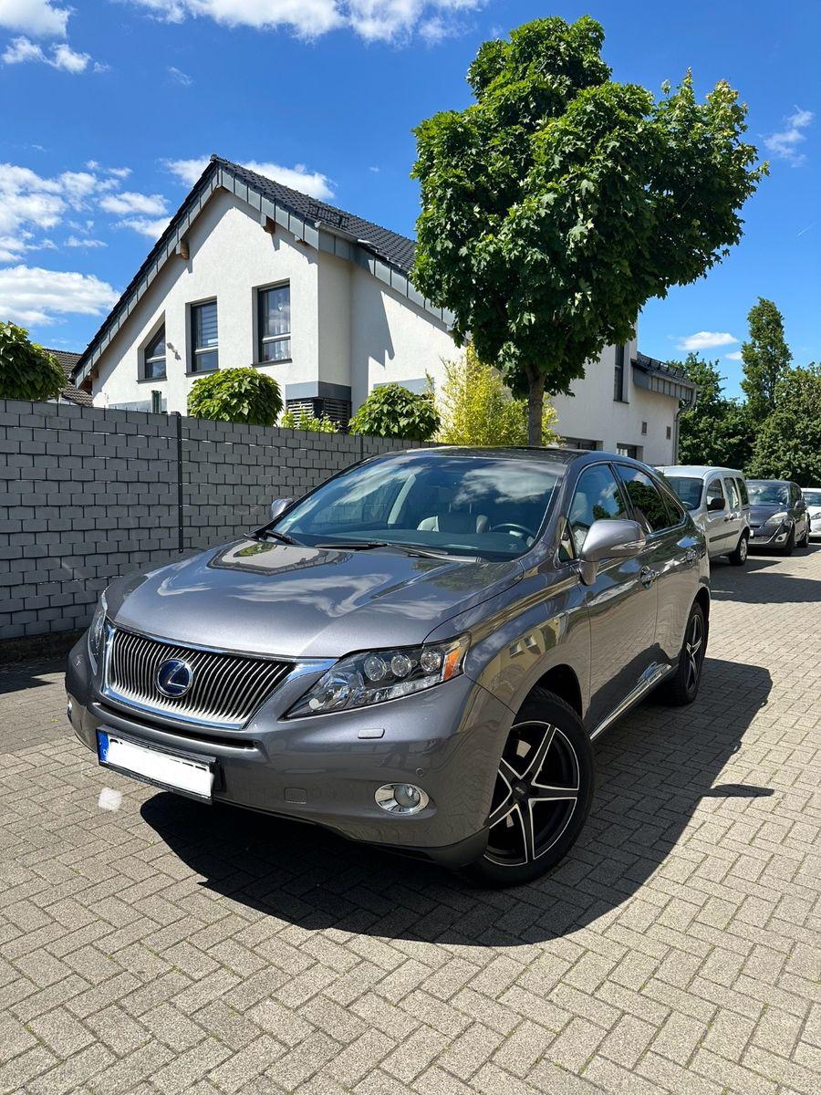 Abbildung des Autos Lexus RX 450 450h -