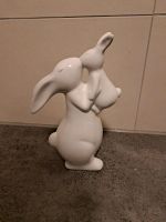 Werner Voss Kissing Rabbit Hase Oster Deko Bayern - Postmünster Vorschau