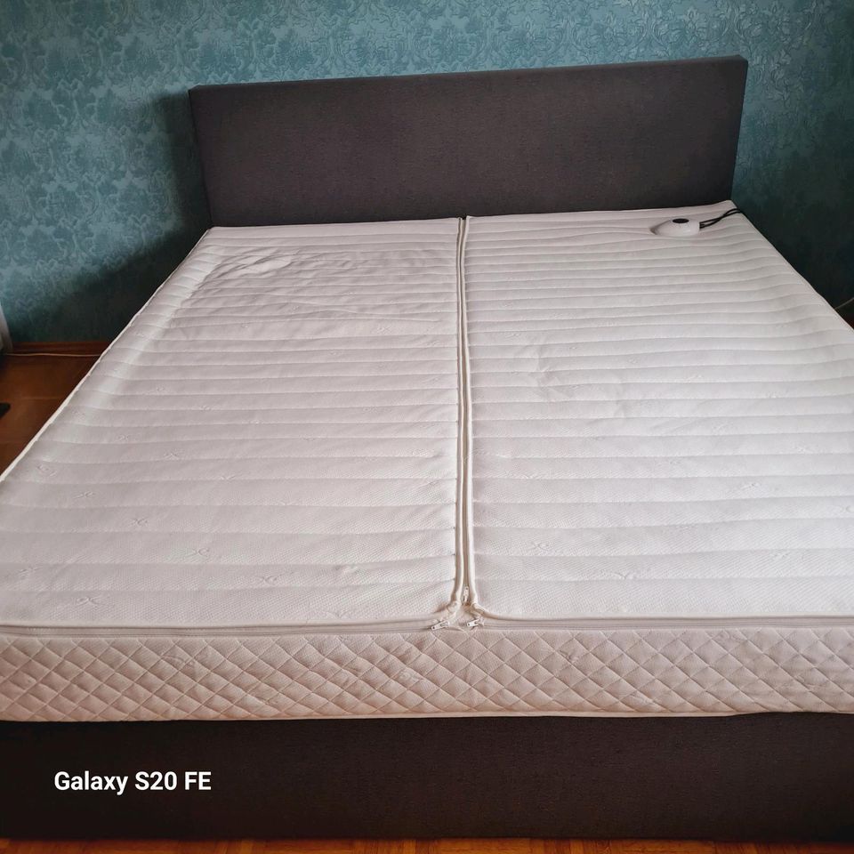 Wasserbett 180x200cm, Neupreis 1700€ in Moormerland