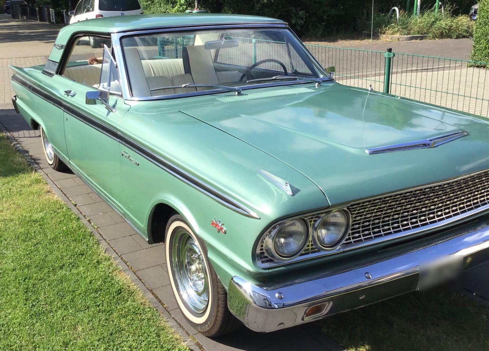 Abbildung des Autos Ford Fairlane Coupé V8 2…