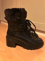 NEUE Geox Winterschnürstiefel in Größe 37 - in Echtleder Berlin - Steglitz Vorschau