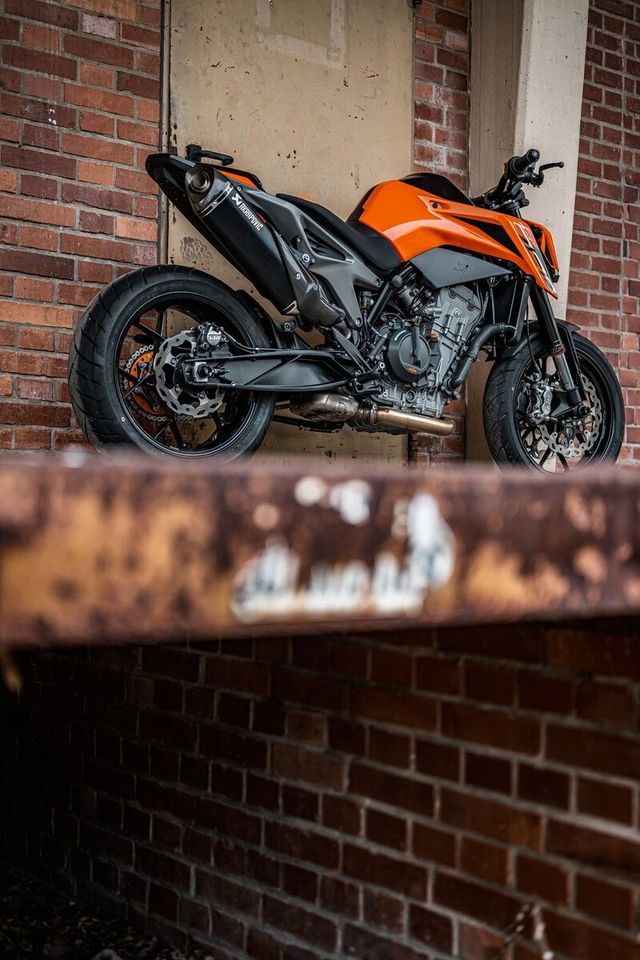 KTM 790 Duke L Modell 2024 auf Lager! in Augsburg