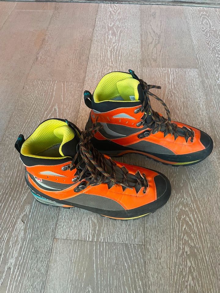 Scarpa Charmoz HD Bergschuhe Farbe: Orange Größe: 45,5 in Hamburg