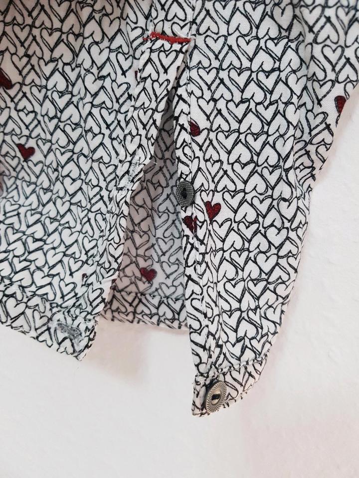 Blusenshirt CECIL Gr.46/48 schwarz weiß rot Herzen in Barsinghausen