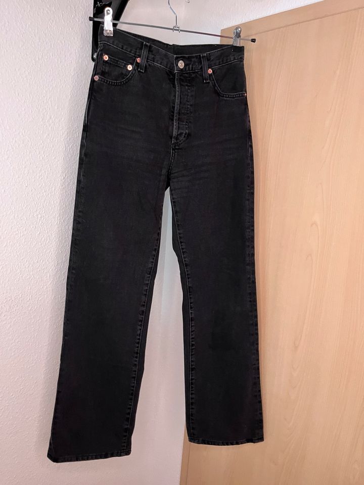 Jeans in Gr. 36 in Flöha 