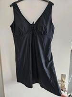 Lascana Badekleid schwarz 48 50 Badeanzug Kleid mit Hose Niedersachsen - Seevetal Vorschau