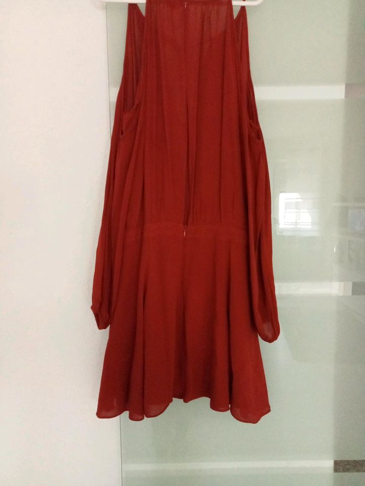 Kleid von Zara, Farbe Rostbraun, Größe XS in Winzer