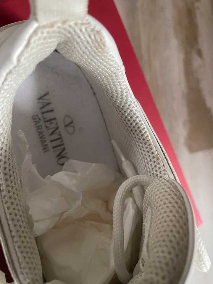 VALENTINO Garavani Sneaker in Herbolzheim