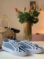 ASOS Sneaker/Sportschuhe/Schnursxhuhe,Gr.38,neu,weiß/blau Obergiesing-Fasangarten - Obergiesing Vorschau