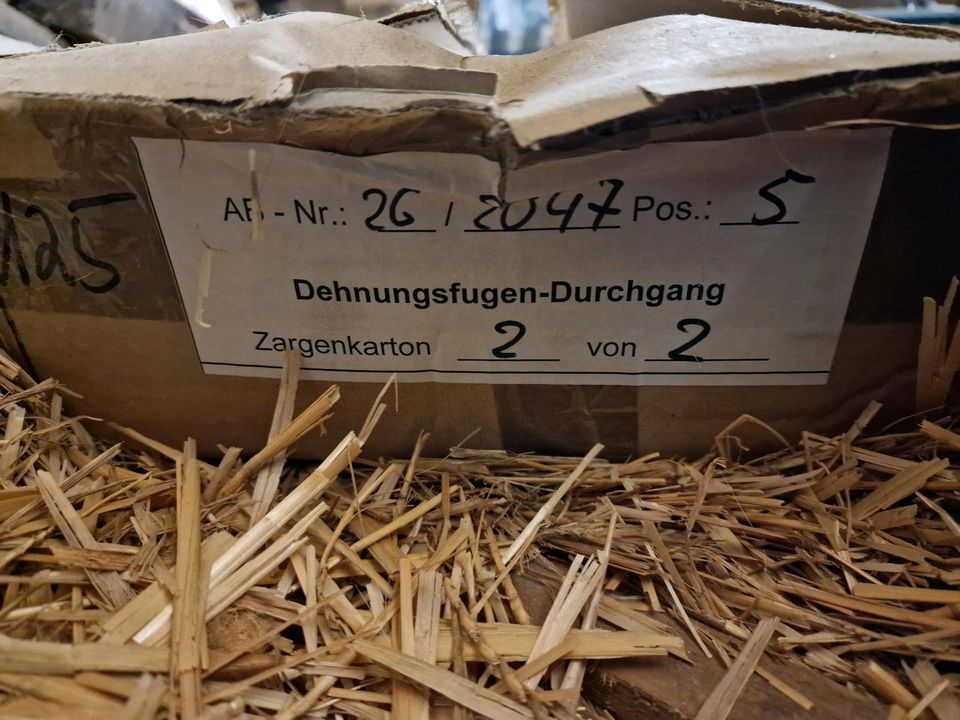 Herholz Zarge weiß 98,5 x 2110 DIN R in Wirschweiler