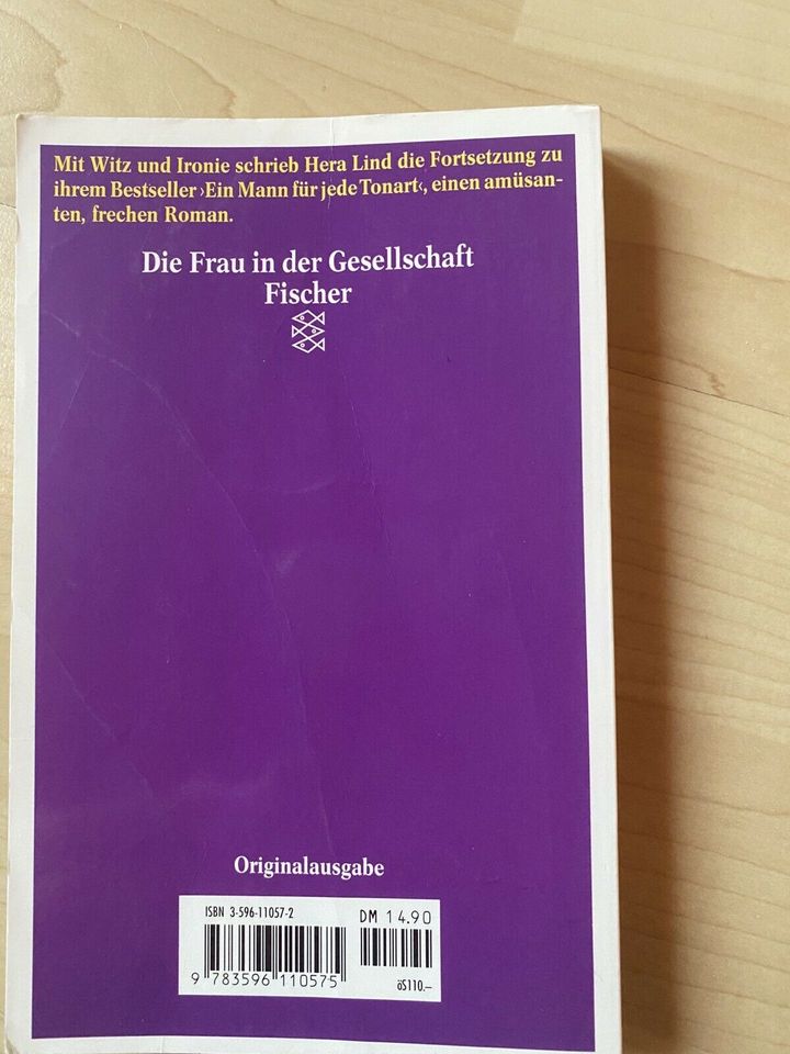 Buch Frau zu sein bedarf es wenig von Hera Lind / Roman in Neusäß