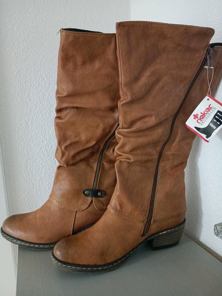 Rieker Stiefel 41 NEU in Schwendi