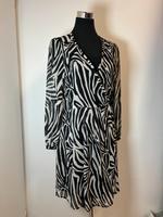 ZARA Kleid Wickelkleid Gr.L Zebra Look neuwertig Nordrhein-Westfalen - Wiehl Vorschau