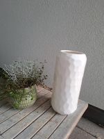 Blumenvase weiß Baden-Württemberg - Küssaberg Vorschau