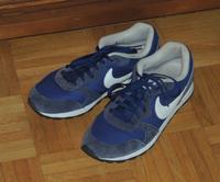 Nike Turnschuhe Sneaker blau Gr. 42 (wirkliche Größe 39) Hessen - Roßdorf Vorschau