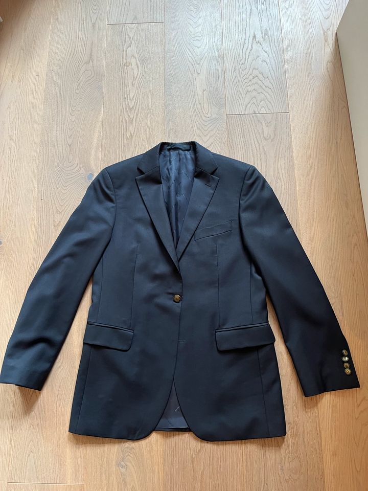 Dunkelblaues Jacket von Pierre Cardin in München